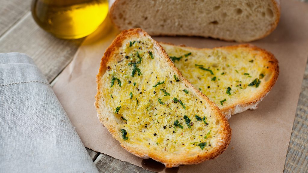 Paprika Garlic Bread
